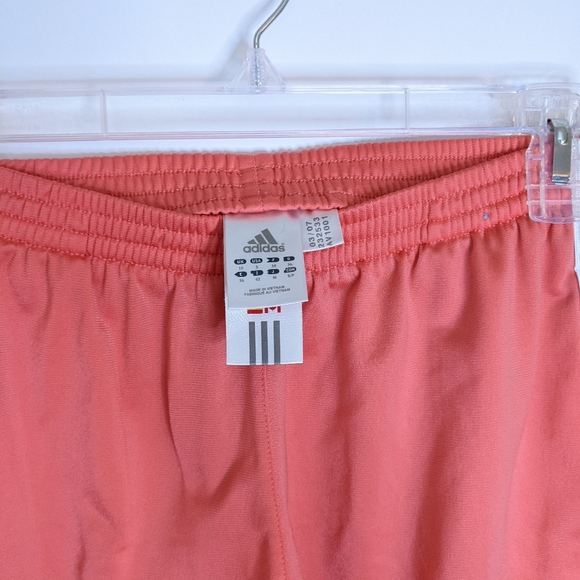 Adidas Shorts Women's Size Small - Picture 5 of 6
